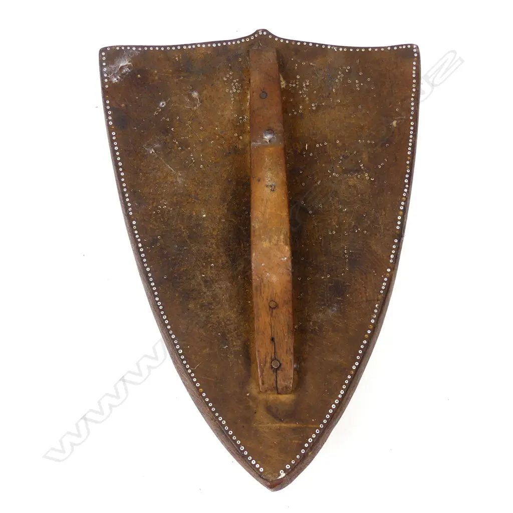 A Kenyan Kemba tribal shield Image 1++