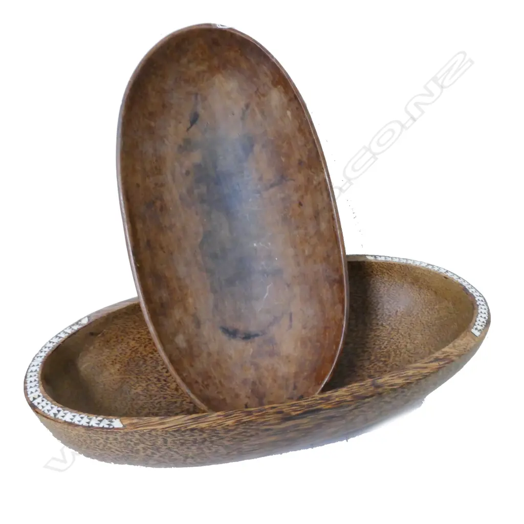 A Fijian palmwood oval bowl and another Image 1++