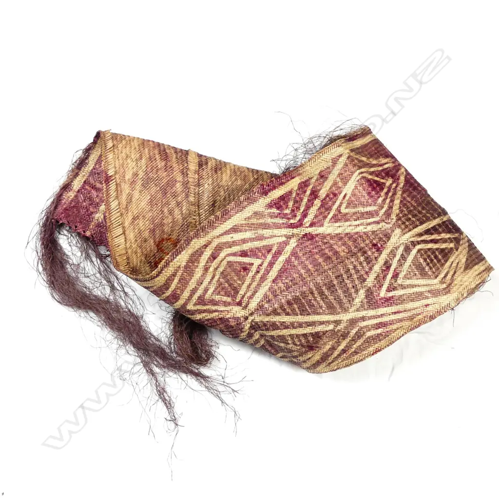 A Vanuatuan bridal ceremony woven fibre broad belt/sash Image 1++
