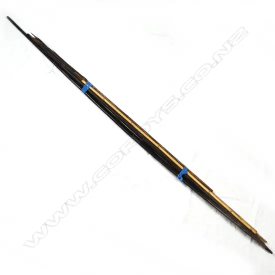 PALMWOOD BOWS AND 5 ARROWS