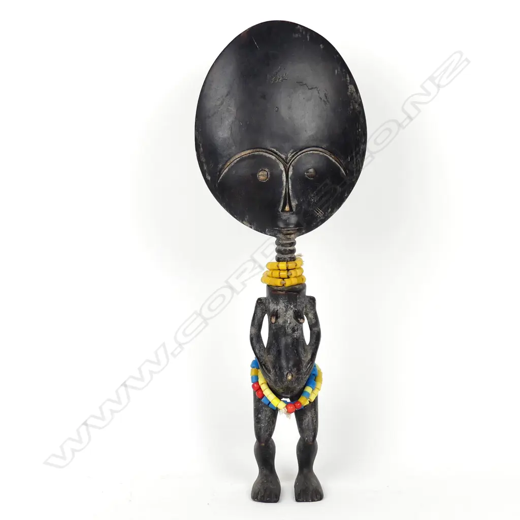 An African carved wood Ashanti fertility figure Image 1++