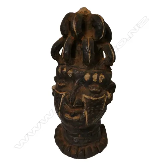 An African terracotta bust