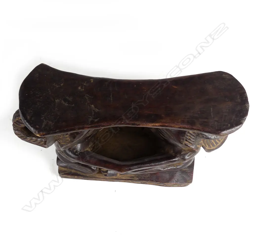 AN AFRICAN LUBA-KASAI HEADREST H.190MM L 290MM Image 1++