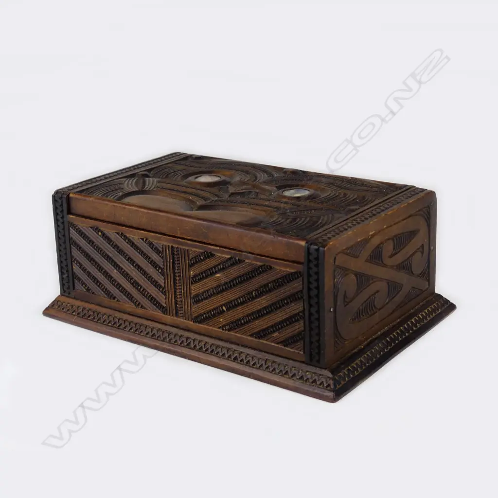 An uncommon Maori carved hinged lidded box 'TAPU' by P.H. Leonard of Rotorua Image 1++