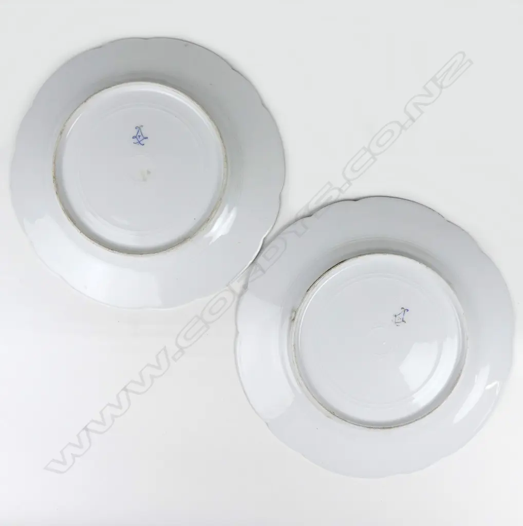 A pair of 19thC Sevres cabinet plates Image 1++