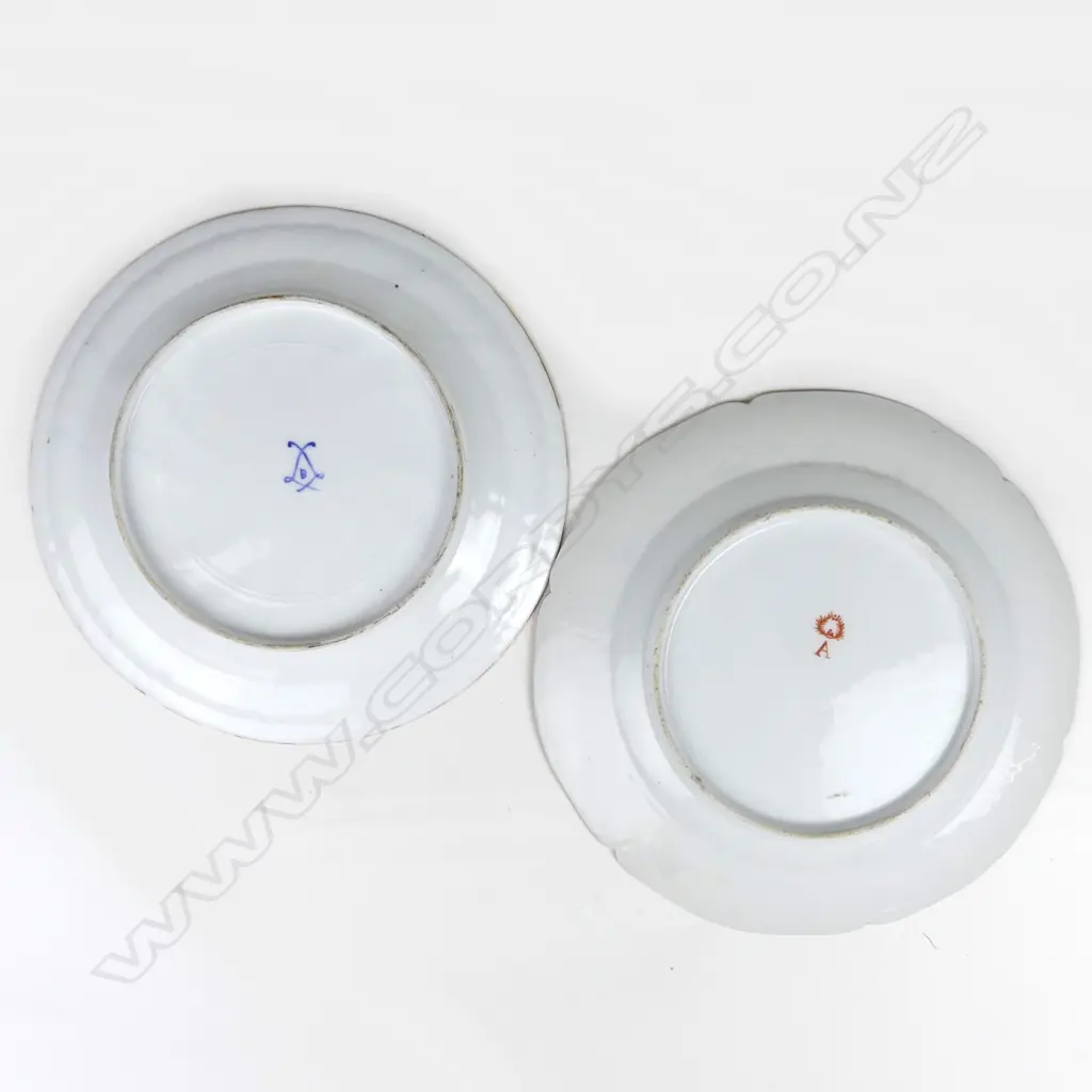 Two European 19thC hand painted plates Image 1++