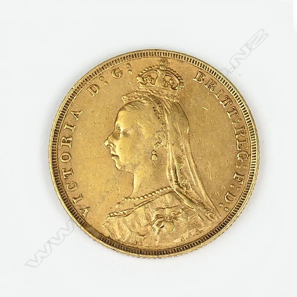A Victorian gold sovereign Image 1++