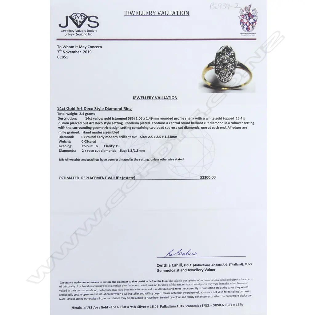 A 14ct gold and diamond Art Deco style ring Image 1++