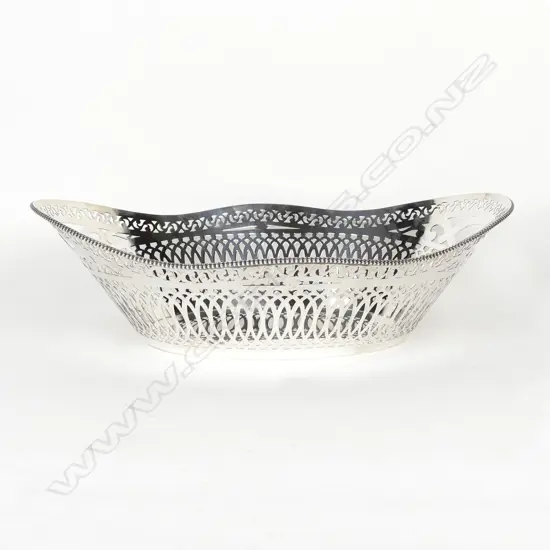 A substantial Dutch silver breadbasket