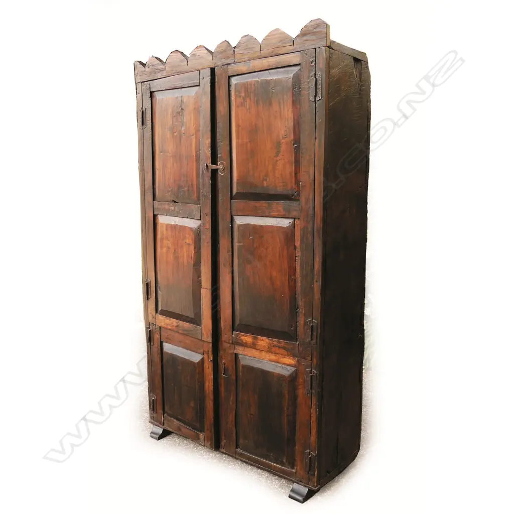 A 19thC chestnut Spanish cupboard Image 1++