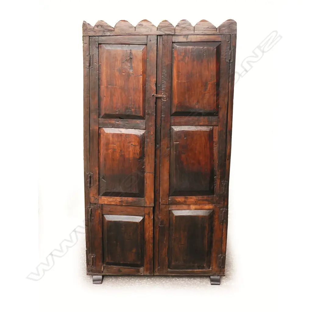 A 19thC chestnut Spanish cupboard Image 1++