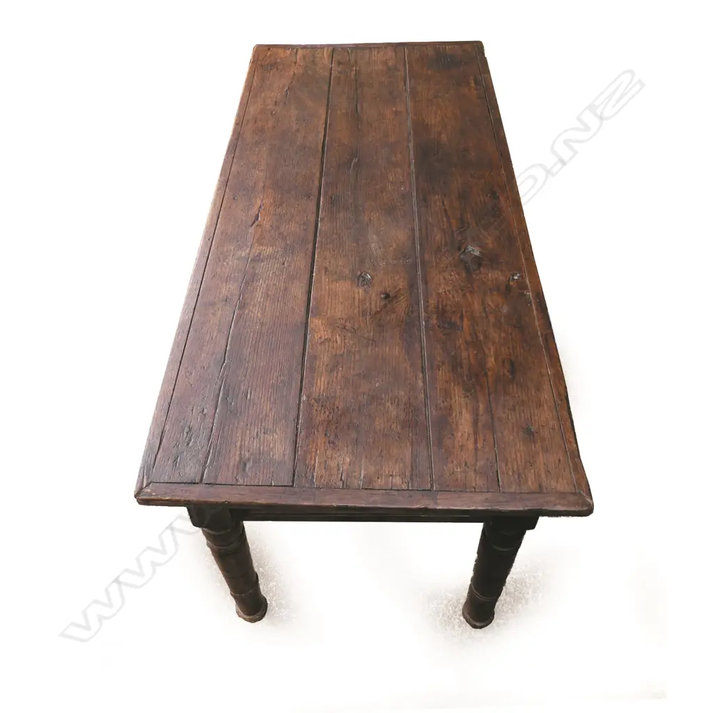 A 19thC chestnut Spanish side table Image 1++