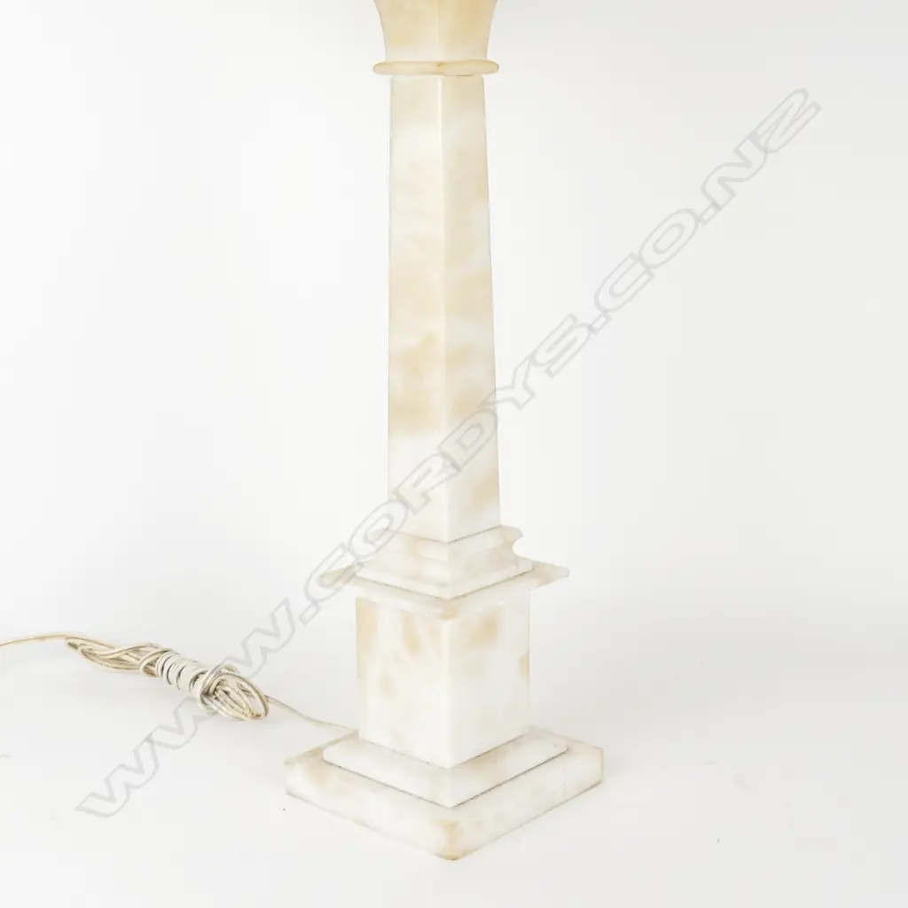 An alabaster column based table lamp Image 1++