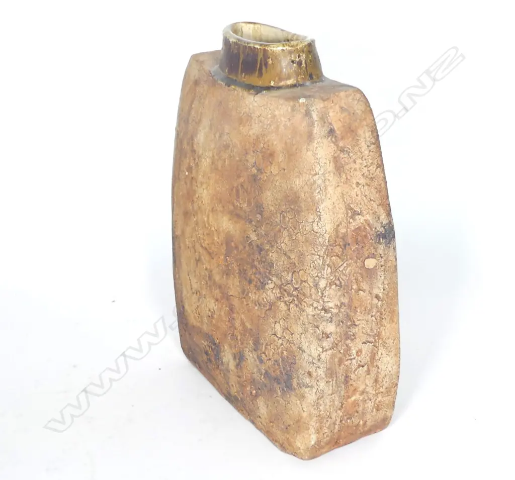 A Doreen Blumhardt slab sided vase Image 1++