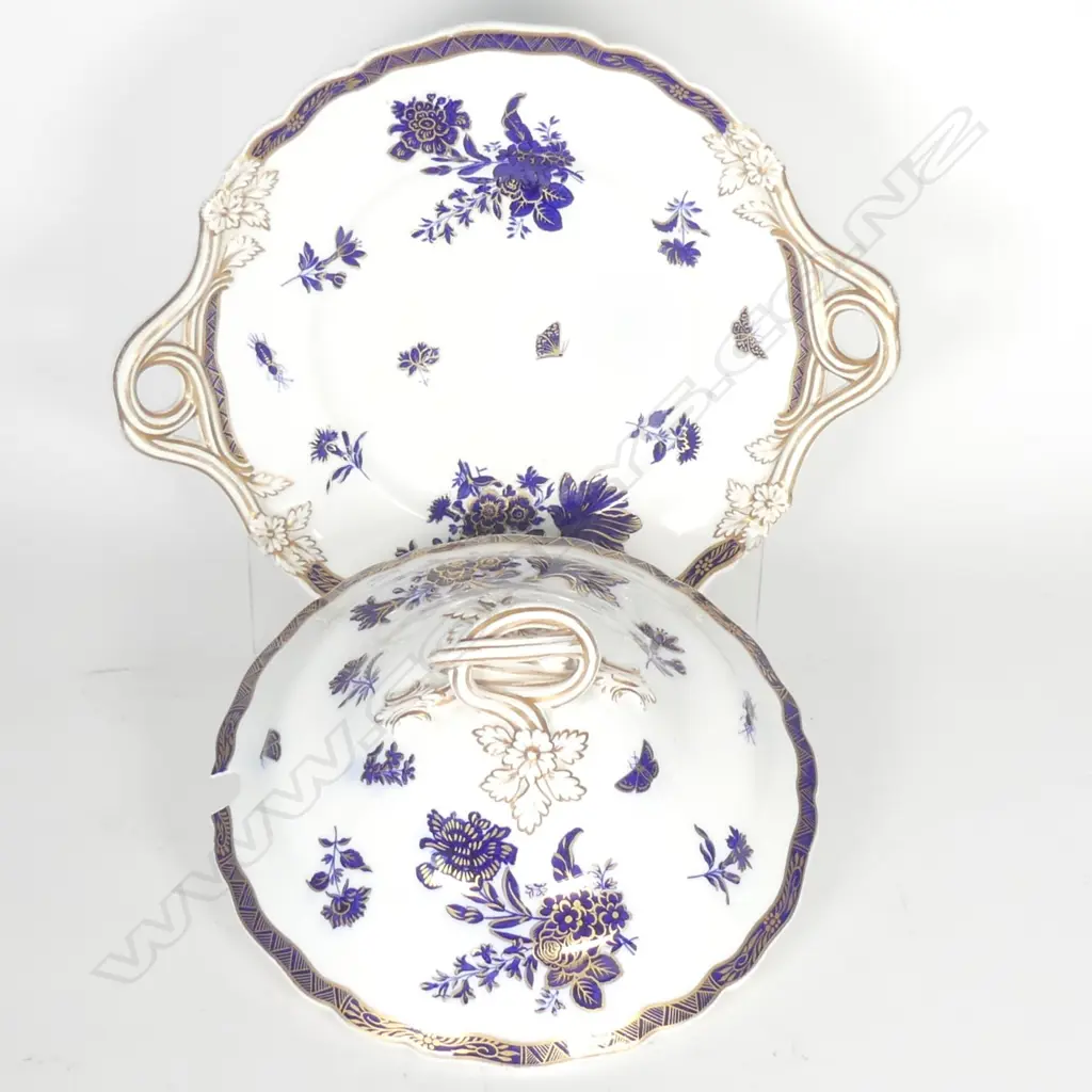 A large Victorian lidded tureen and platter Image 1++