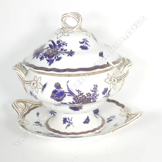 A large Victorian lidded tureen and platter