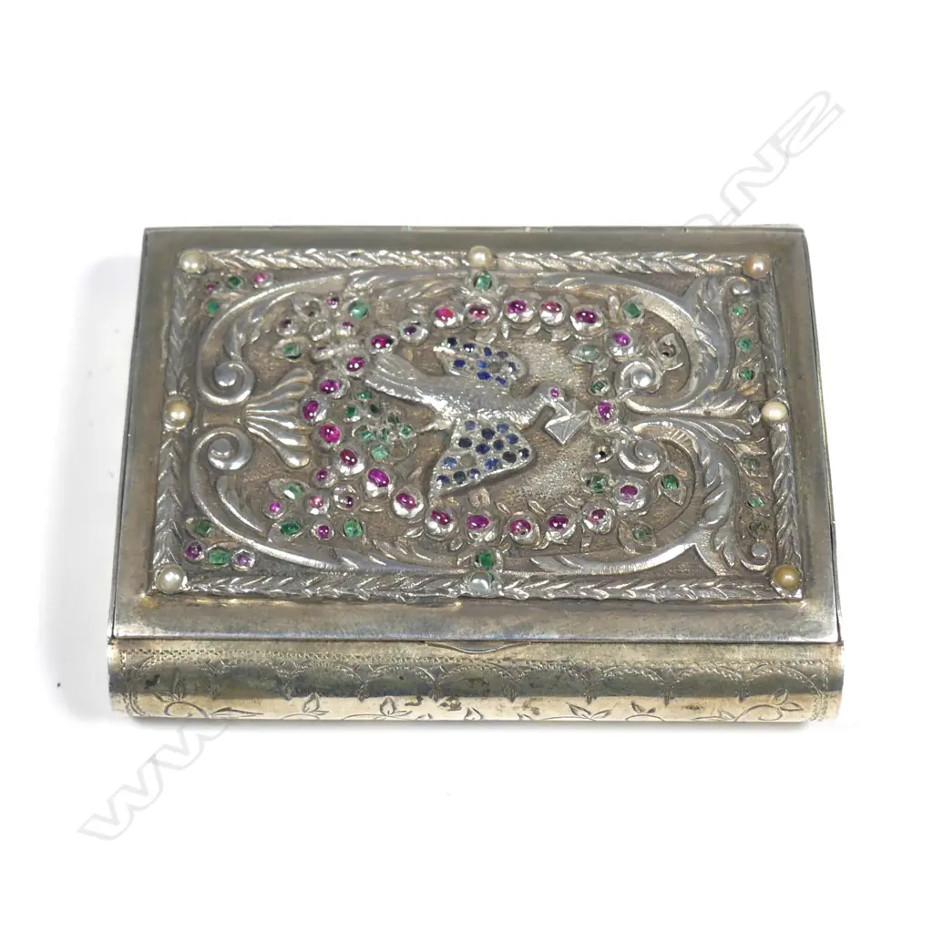 A 19thC Eastern silver and gem set table snuff box Image 1++