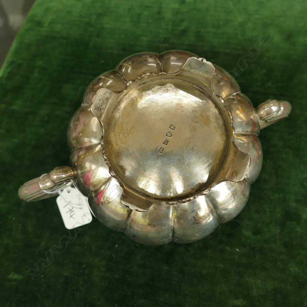 A China Trade period silver melon shaped two handled sugar basin Image 1++