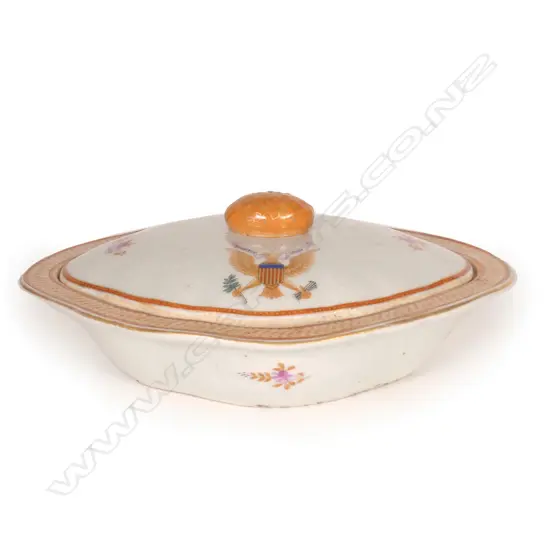 A Chinese armorial porcelain lidded tureen
