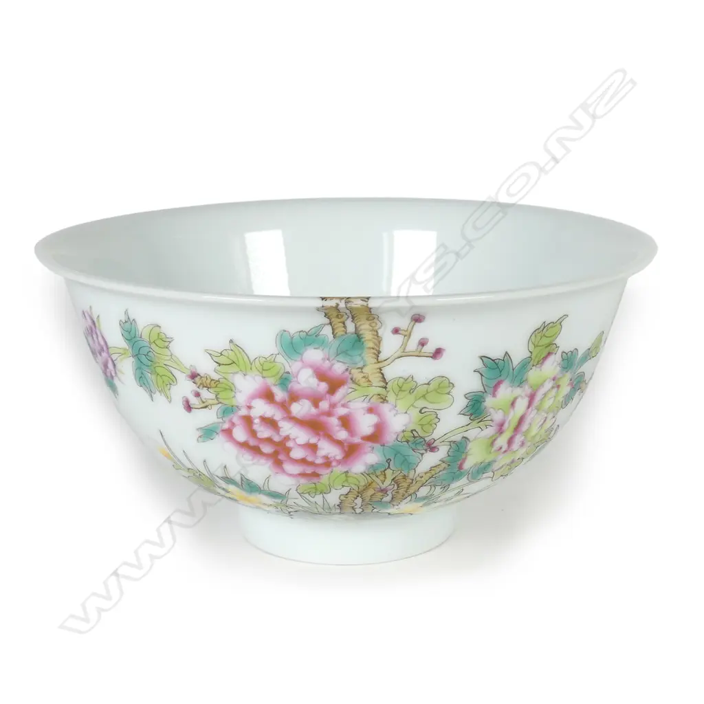 Chinese fine porcelain 'Palace' bowl Image 1++