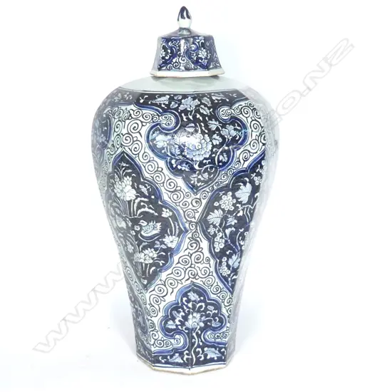 A large Chinese octagonal lidded jar