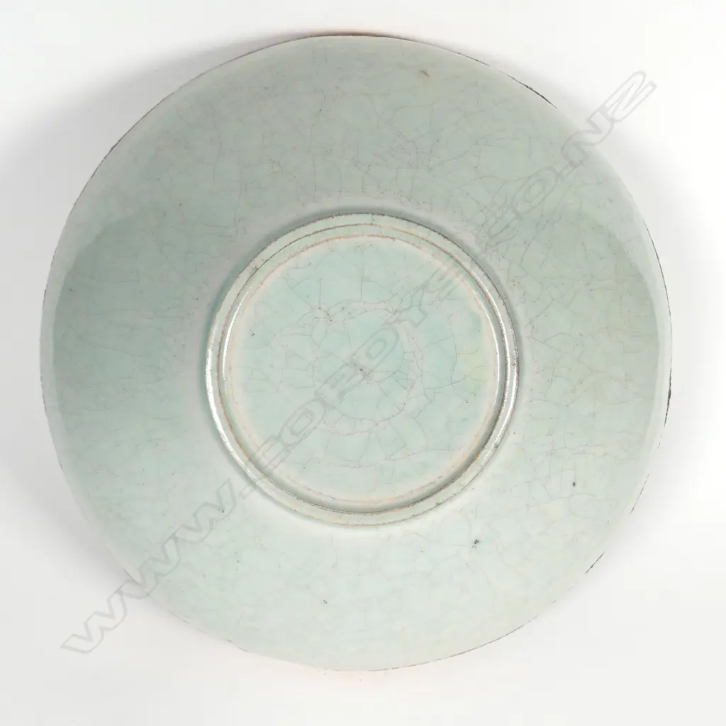 A Chinese celadon bowl Image 1++