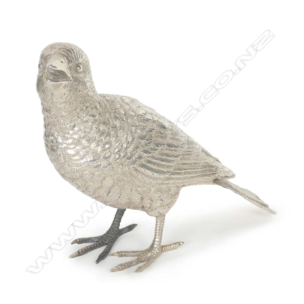 An early 20thC well modelled silver bird Image 1++