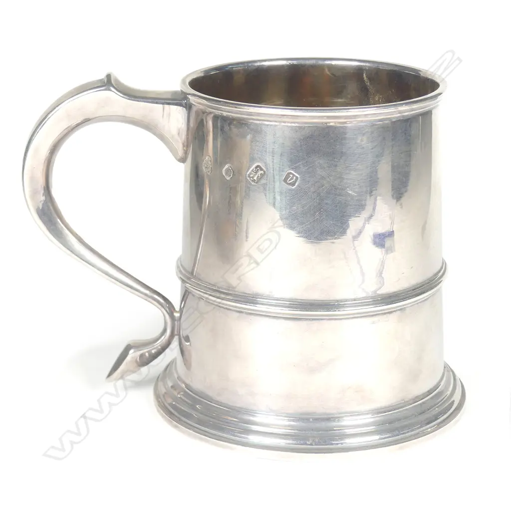 A silver America's Cup 1995 winner’s trophy mug Image 1++