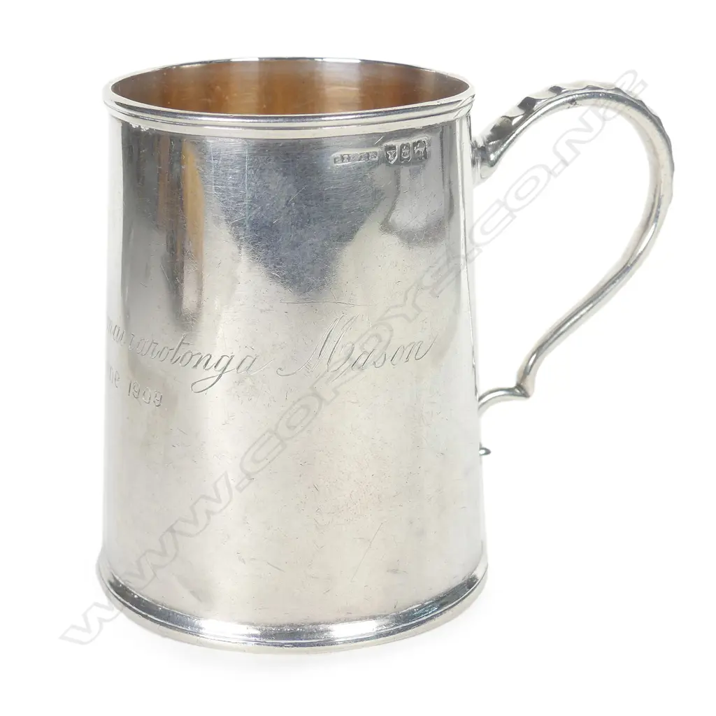 An early 20thC N.Z. silver christening mug Image 1++