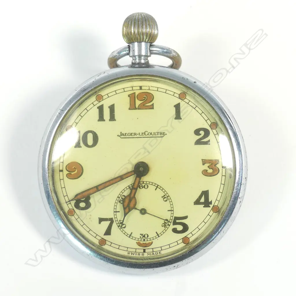 A 1930's/40's Jaeger LeCoultre military issue pocket watch Image 1++