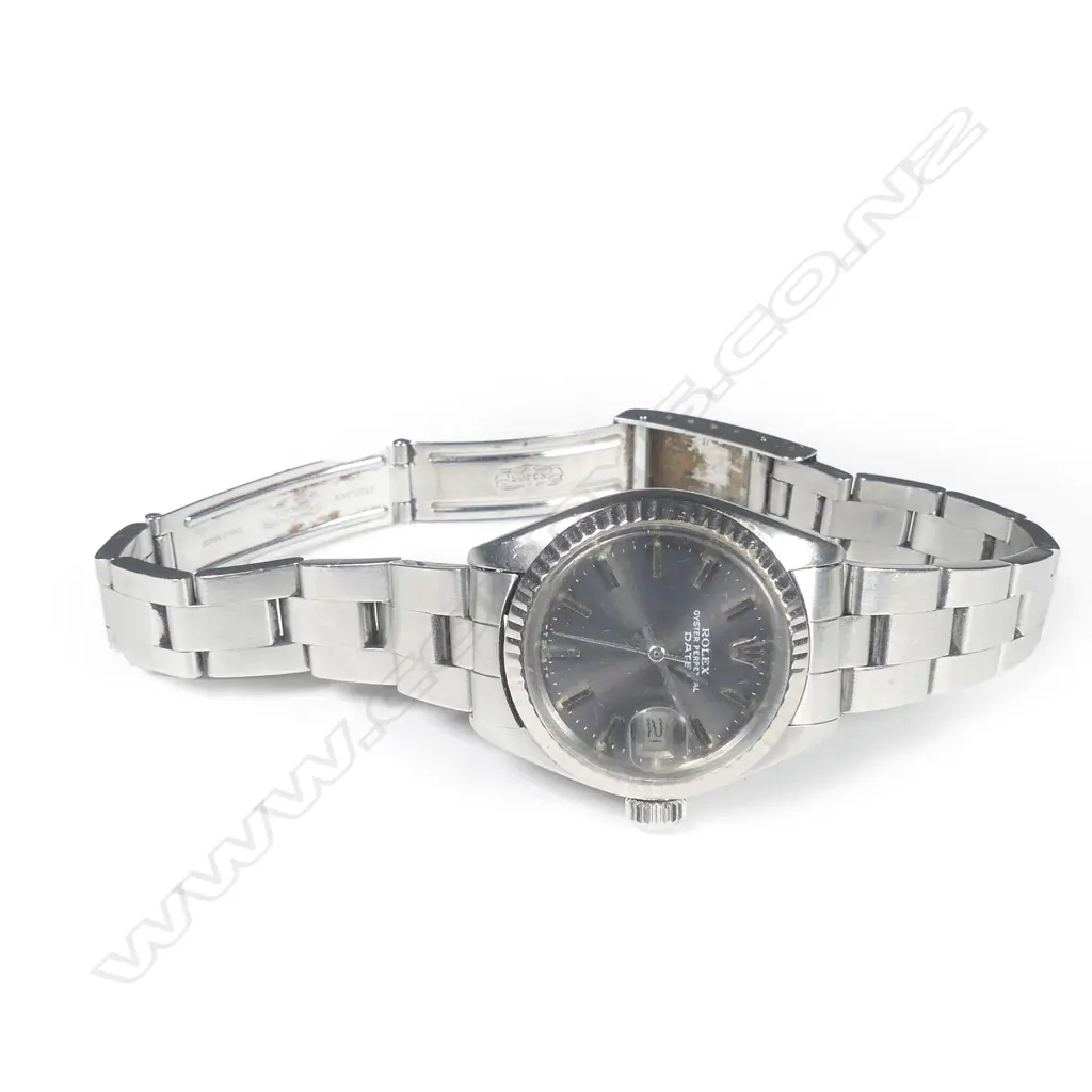 A lady's Rolex Oyster Perpetual Datejust stainless wristwatch Image 1++