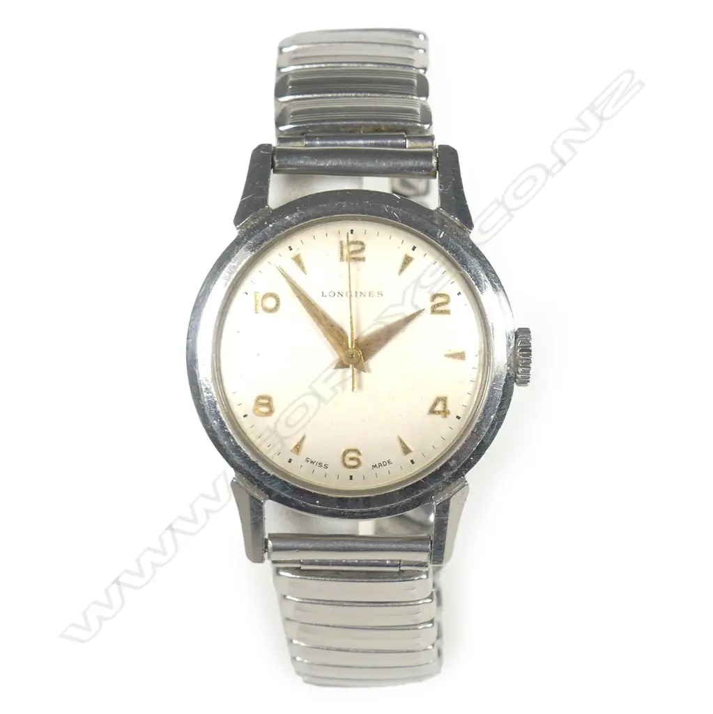 A 1940's Longines s/steel automatic wristwatch Image 1++