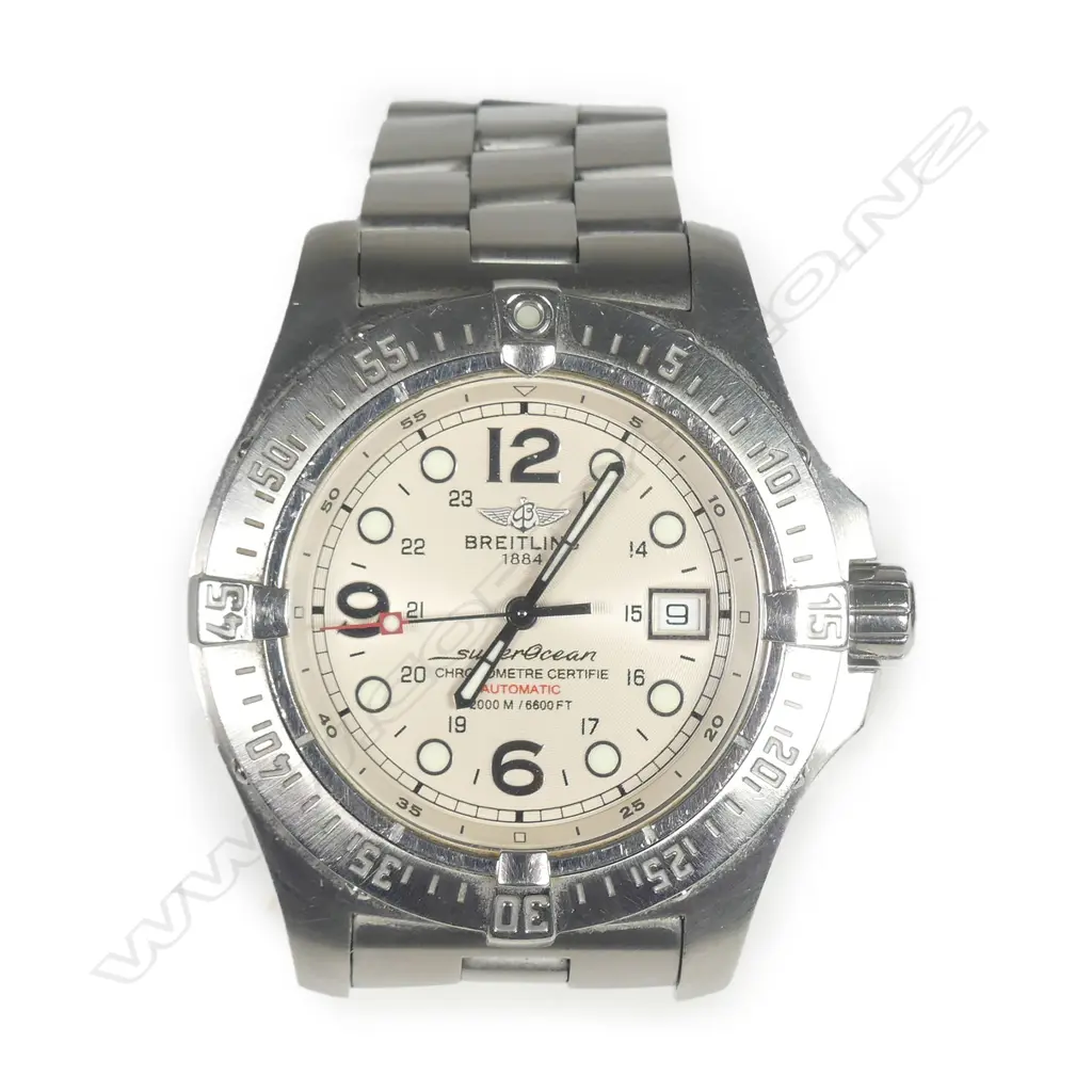 A quality Breitling Super Ocean automatic Chronometer wristwatch with box and papers Image 1++