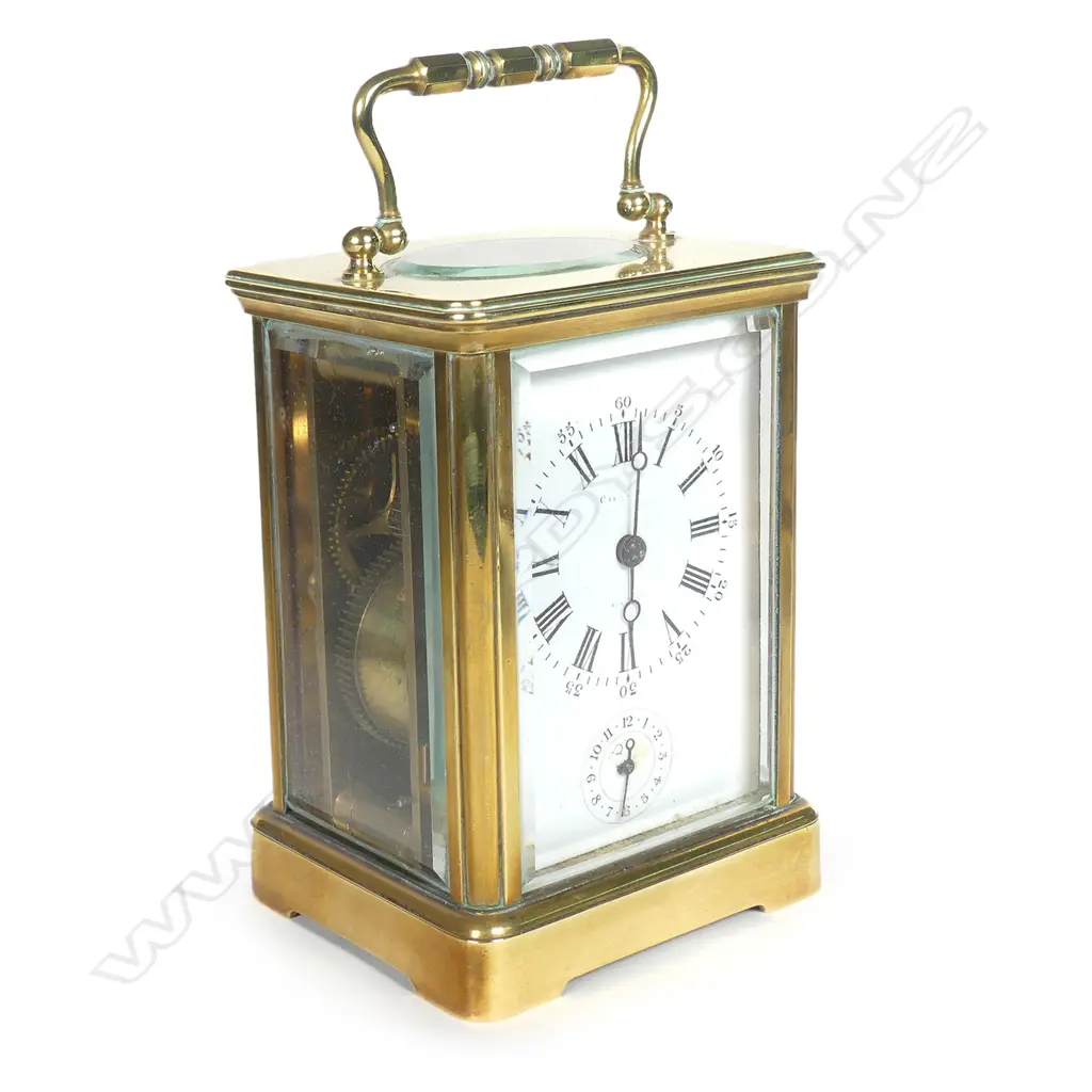 A French brass carriage clock Image 1++