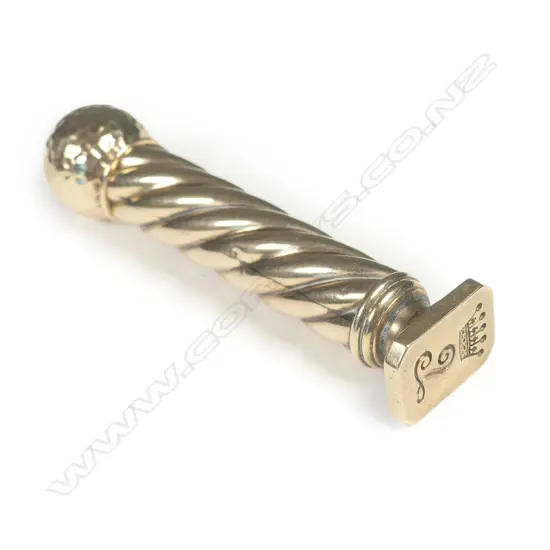 A 9ct. yellow gold combination desk seal and pencil