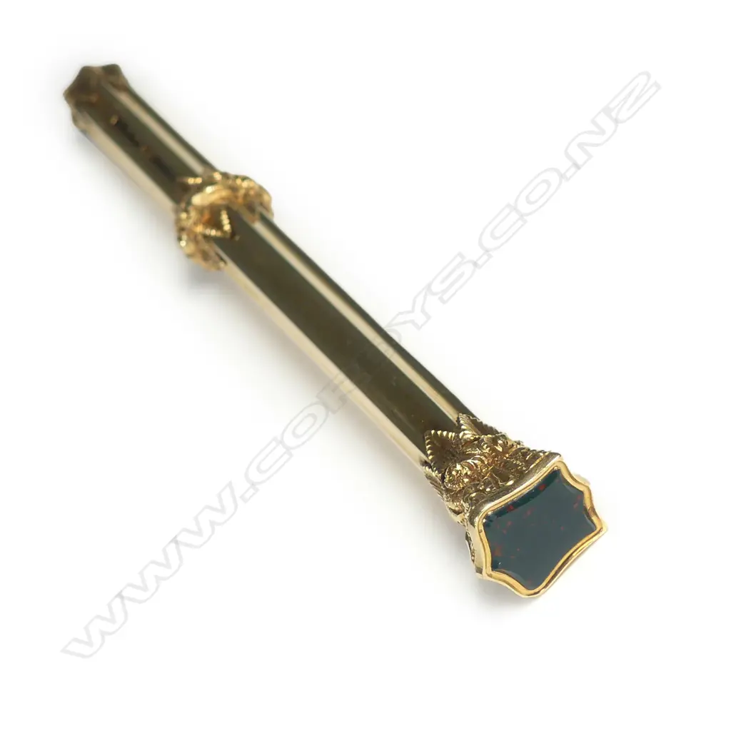 An 18ct. yellow gold quality propelling pencil Image 1++