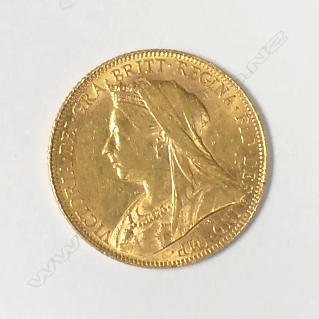 A late Victorian gold sovereign Image 1++