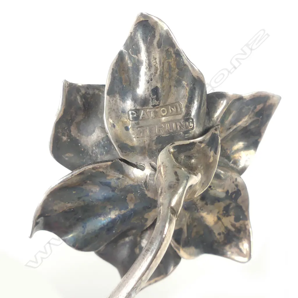 A Tony Buller silver brooch Image 1++