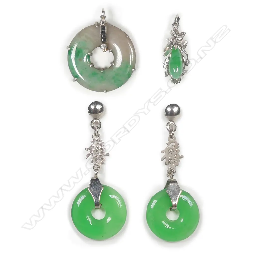 Two jadeite and diamond pendants Image 1++
