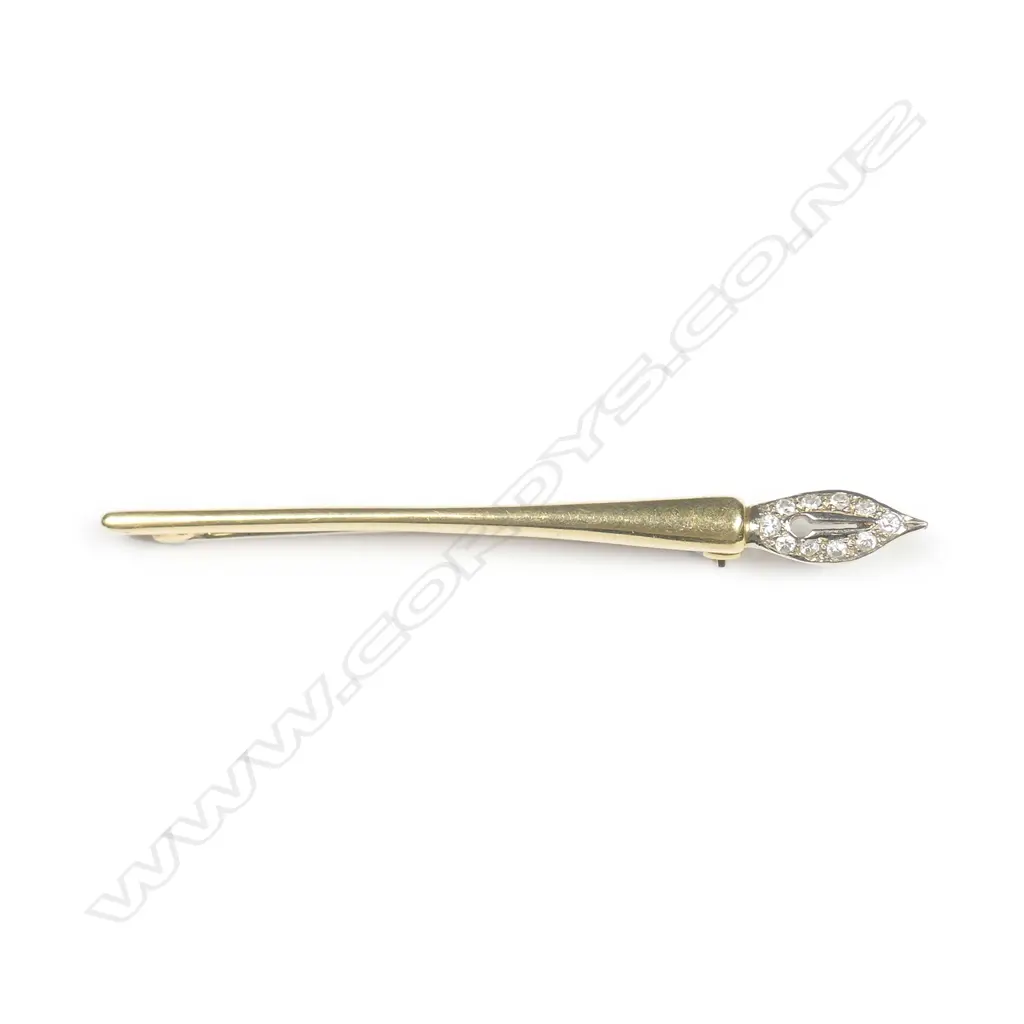 An 18ct gold brooch Image 1++