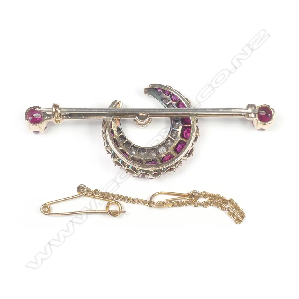 A Victorian 15ct gold ruby and diamond brooch Image 1++