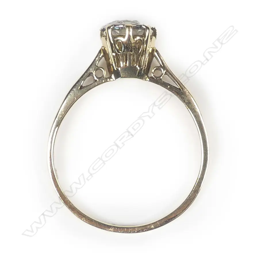 An 18ct gold and diamond solitaire ring Image 1++