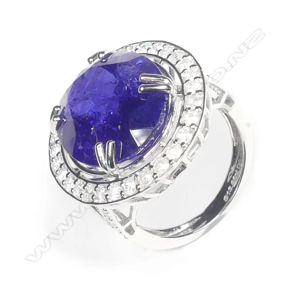 A 14ct white gold tanzanite and diamond ring Image 1++