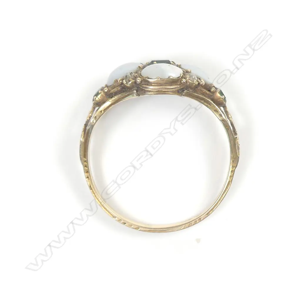 An early 19thC 18ct. yellow gold opal Image 1++