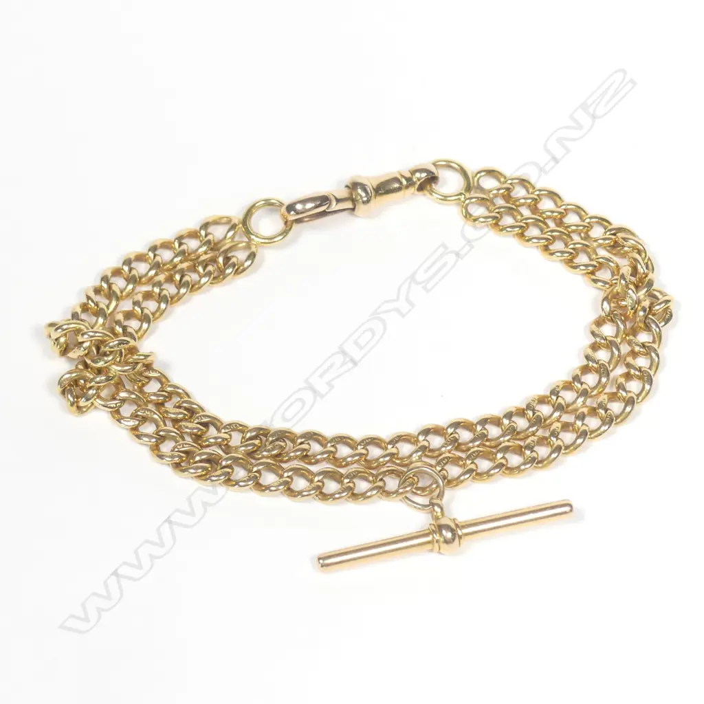 An 18ct gold fob chain bracelet Image 1++