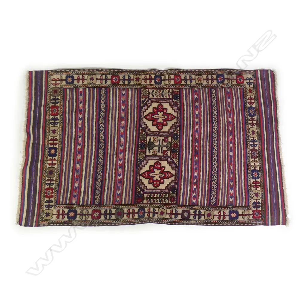 A Berjusta rug Image 1++