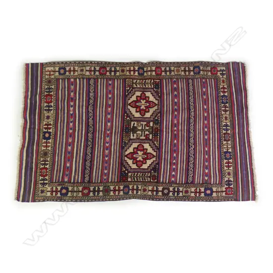 A Berjusta rug