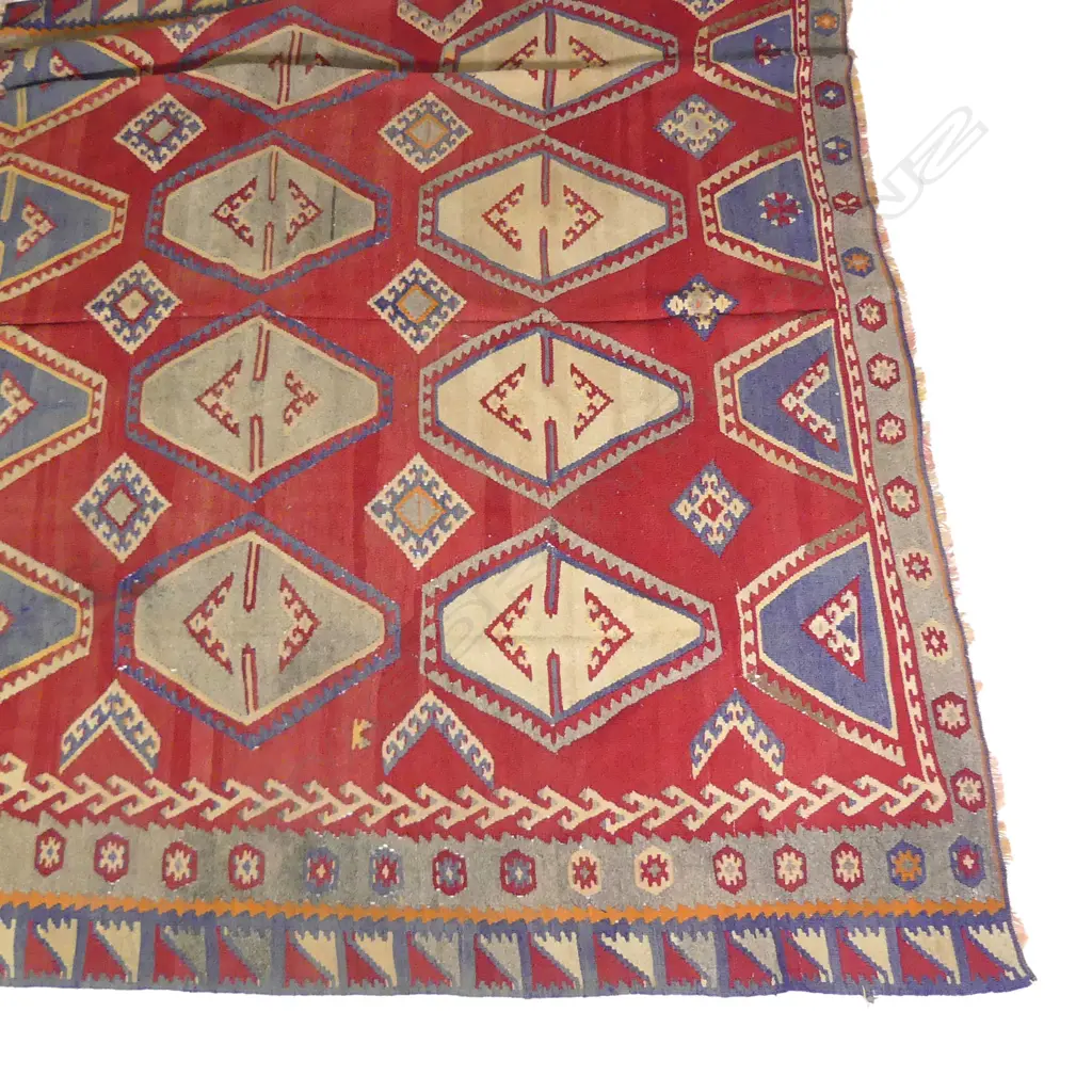 A vintage large kilim carpet Image 1++