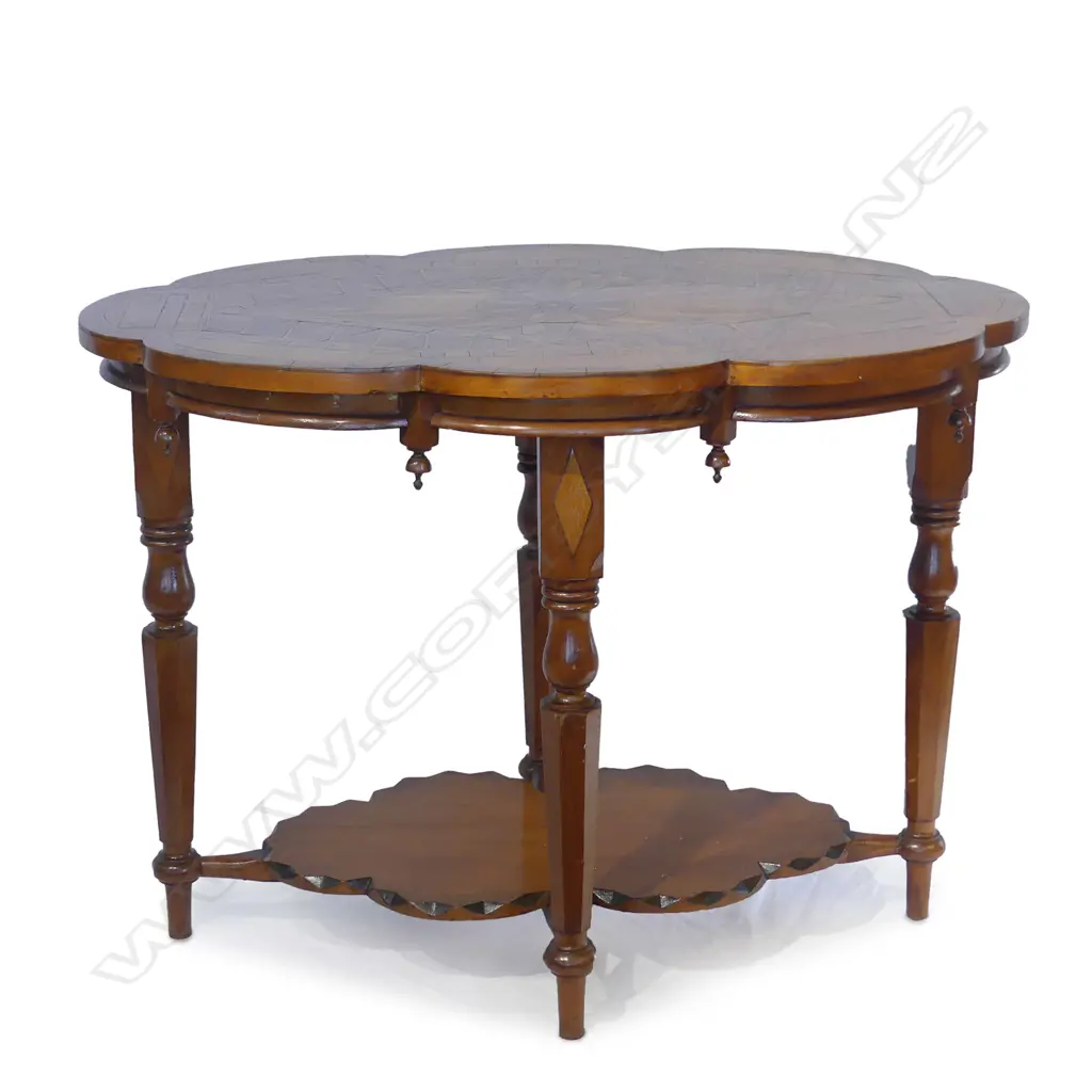 A colonial kauri occasional table Image 1++