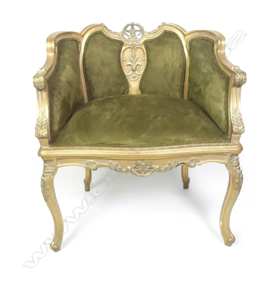 A French style salon chair Image 1++
